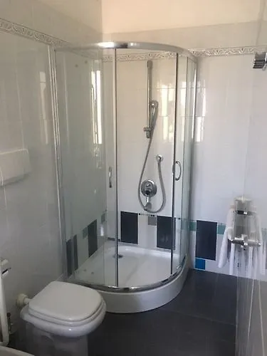 ホテル Silvano 3*